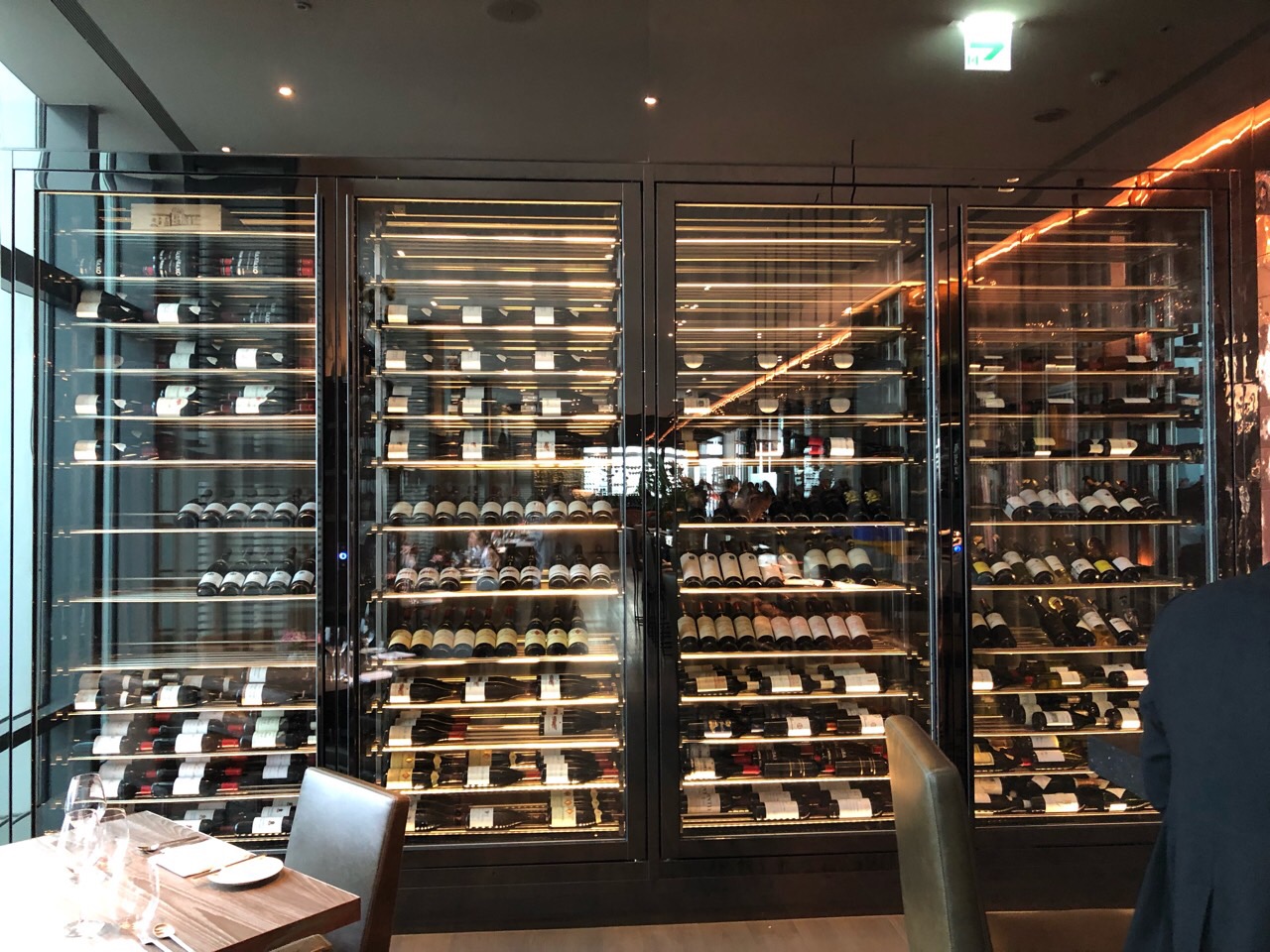 CHEFS CLUB (微風信義47F)